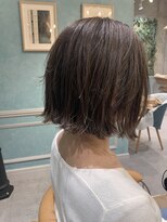 ロンドフルール 大宮東口(Lond fleur)&nbsp;【Lond fleur 石畑結華】クセ毛を活かした切りっぱなしボブ