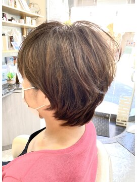 ル サロン リーカ 高見ノ里駅前本店(Le’Salon RYiCA) ショートボブ