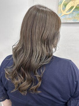 ハーツ(Heart's) 大人女性の為の白髪ぼかし×ベージュカラー