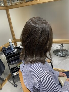 ココノサロン ハナレ(cocono salon HANARE) オリーブカラー