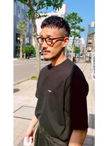 メンズピンパーマショート