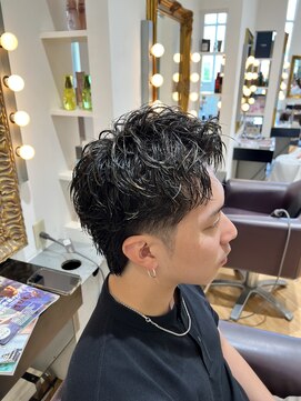 コワファースト  させぼ五番街店(COIFF1RST) 刈り上げスパイキーショート☆