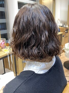 アピッシュ(apish 並木通り) しっかり強め長持ちパーマ