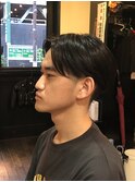 センターパートスタイル