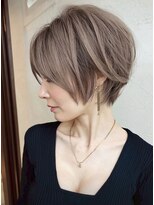 ハーツ(Heart's) 白髪ぼかし/イメチェンヘアスタイル/前髪カタログ/ショートボブ