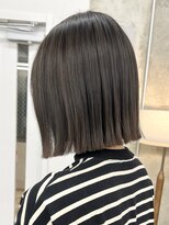 ノード(NODE)&nbsp;栄ハイライト透明感耳掛けボブスタイル