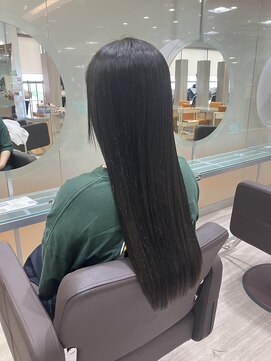 アトリエモア(Atelier More) ストレートロング