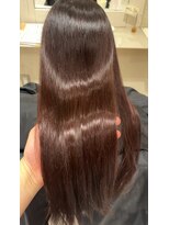 リアン(Lien) 赤すぎない大人ワインレッド