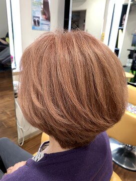 パンプキン(PUMPKIN) 白髪ぼかしオレンジベージュ×ツヤショート【田辺・城陽】