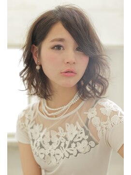 リー ヴィータ 上新庄(Lee Vita) 【Lee Vita】ナチュラルミディアム×ブラウンアッシュ