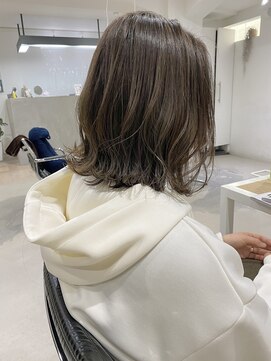 オウル(Owll) ◆◇ハイライトでコントラスト　グレージュカラー◇◆