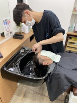 ヘア ナヴォーナ 大浦店(hair NAVONA)の写真/お肌と同じで、髪の悩みも年齢とともに変わってくるもの。『頭皮改善スパ』で頭皮環境を整えてより美しく―