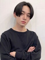 スーツ短髪ツーブロック束感モテる黒髪シークレットパーマ流行