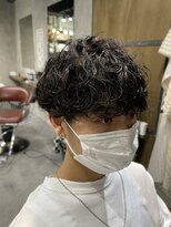 モウ(mow)&nbsp;波巻きスパイラルパーマ　ツーブロック　マッシュ