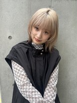 レア 渋谷(Le'a) 裾カラー/ホワイトベージュ/ブロンド/ボブレイヤー/ウルフボブ