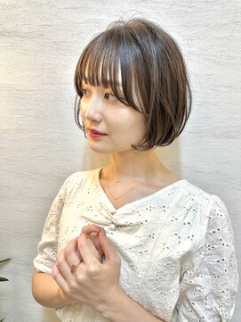 シシ 大宮(She 2.) 丸みショート/ふんわりボブ