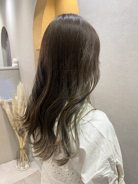 カラークチュール(Color Couture) デザインカラー/レイヤーカット/オリーブベージュ/ウエットヘア