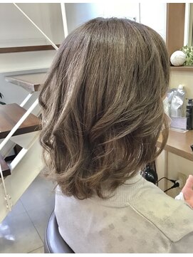 コア フィール ア デイ(COIFFURE A DAY) 【M3Dピコカラー】【見附今町M3D】髪質改善