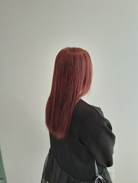 カラ(Cara) 艶髪ピンクレッド♪