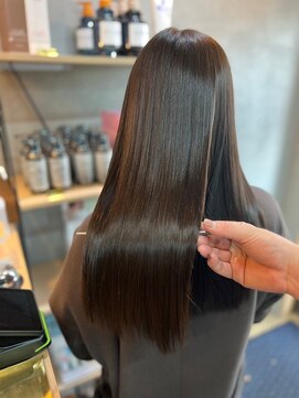 ネウィ 秋田(newi) うるつやベージュ