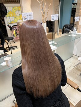 ビフィーノ イーリス 川西店(bifino iris) ピンクベージュ♪