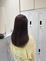 アローム(alom) イメチェン/ホワイトブロンド/外ハネボブ/美髪/茅ヶ崎