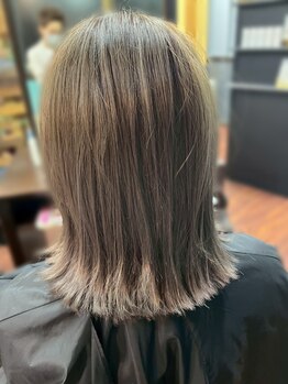 イージーカラーワン(EASY COLOR ONE)の写真/【駐車場有】アミノ酸補修!リタッチ¥2400/フル¥3600/カットリタッチ¥4500/フルカラートリートメント¥4450