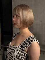【COMOMO】ブロンドボブ