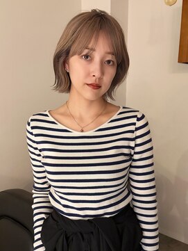 ルーム(Loom.) ハイトーンボブ 切りっぱなしボブ 大人ボブ ぱっつん前髪