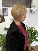 アロハナ 津店(ALOHANA)&nbsp;ショート/ウルフ/ブリーチ/ウルフカット/顔周りカット/ベージュ