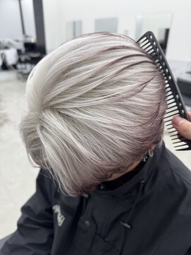 エゴル オム 名古屋栄(ENGOL homme) ホワイトデザイン/ブリーチ/ハイトーンカラー/ホワイトカラー