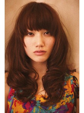 ブーケ(BOUQUET) 優しい印象にしたい方にオススメバングです。