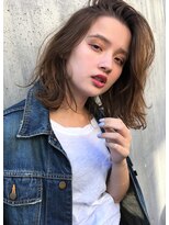 リマ(RIMA)&nbsp;【RIMA】 外国人風☆クセ毛風なラフカール×こなれセミディ