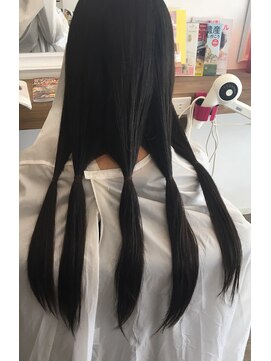 アップルーツ(Uproutes) ヘアドネーション　カット