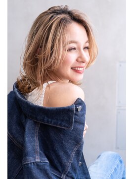 ケイト(kate) kate大宮 ハイトーンベージュ×モテセンターパート