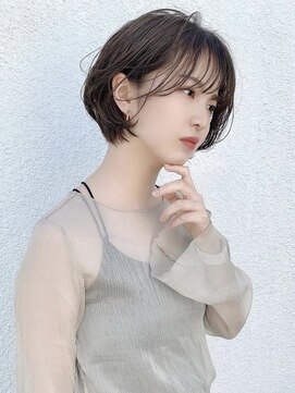 ルアン 上通り(ruen) 熊本 ショートカット 大人ショート ruen 上通り 右田莉奈