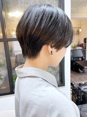 《knit銀座》大人黒髪20代30代40代ハンサムショート丸み前下がり