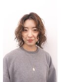 ぷつっとボブに柔らかくくるくるっとパーマ