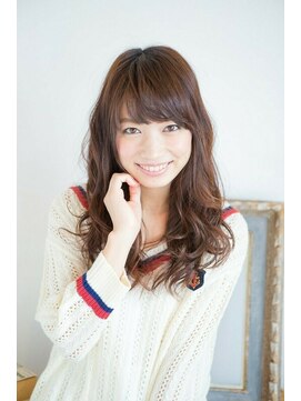 アールクリエイション(AHL creation) 大人かわいい小顔カット×なみなみウェーブ