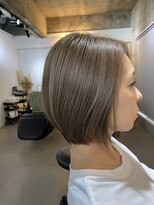 キキ(kiki.) 白髪ぼかし