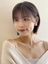 イヴォークトーキョーオーサカ(EVOKE TOKYO osaka)&nbsp;ミニボブ 外ハネ シースルーバング 耳かけ 可愛い 垢抜け