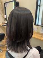 アルター(aL ter)&nbsp;ミディアムレイヤー［レイヤーカット］長野