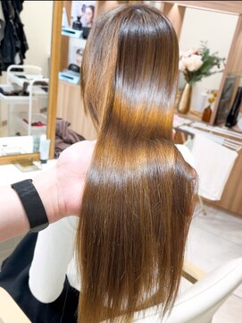 シュヴー 浦安店(CHEVEUX) ［千葉／浦安］ナチュラルレイヤー　髪質改善　ストレート