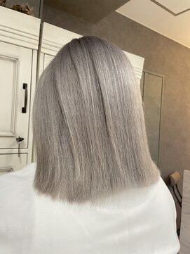 ウォールデゥール 千葉(VOORDEUR) ホワイトグレージュ