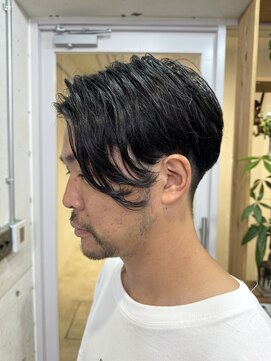 サル(saru) #センターパート × #メンズカット