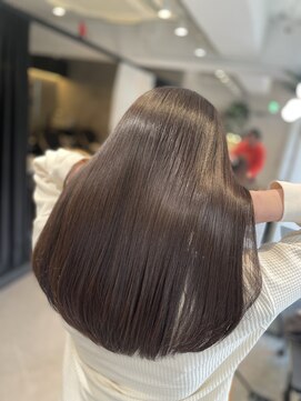 トロワエピ 表参道(Trois epis) アッシュブラウン髪質改善カラー/ケラチントリートメント