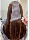 美髪ダークアッシュ暗めカラーフェミニンロング大人ガーリー
