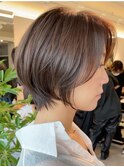 ショートヘア顔周りレイヤーダブルカラーショートボブ武蔵小杉