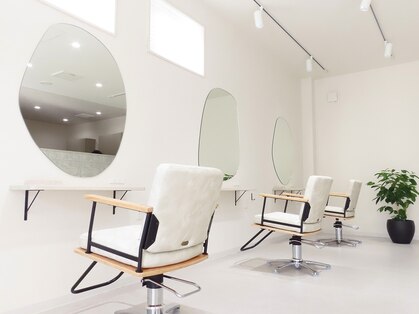 アン レミエ(Un LEMiE)の写真