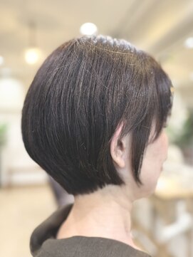 プラウドヘアー(Proud hair) 大人ショートボブ